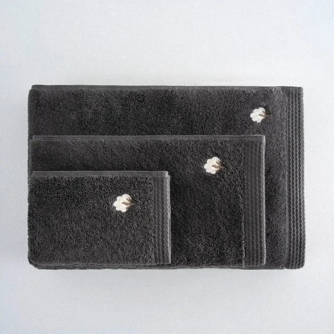 ręcznik haftowany z bawełny organicznej