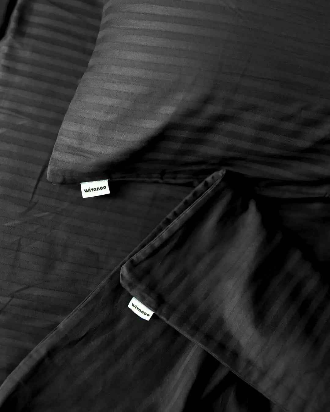 Luksusowe Prześcieradło z Gumką w Czarnym Pasku – 100% Bawełna – Miękkie i Oddychające – Jakość Hotelowa