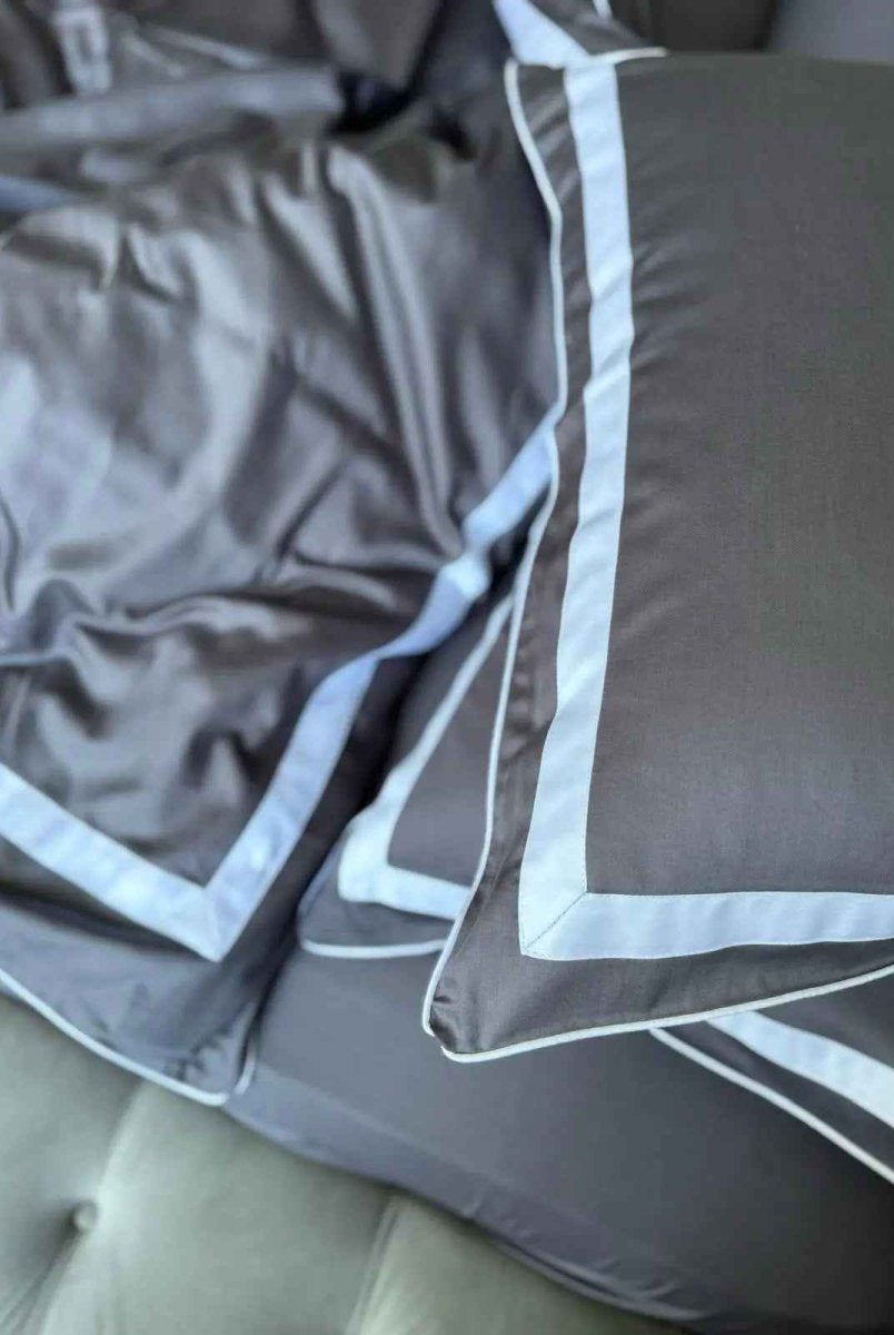 Pościel z Merceryzowanej Satyny – Betonowy szary & biały, 100% Bawełna Turecka, 140 g/m², Edycja Exclusive