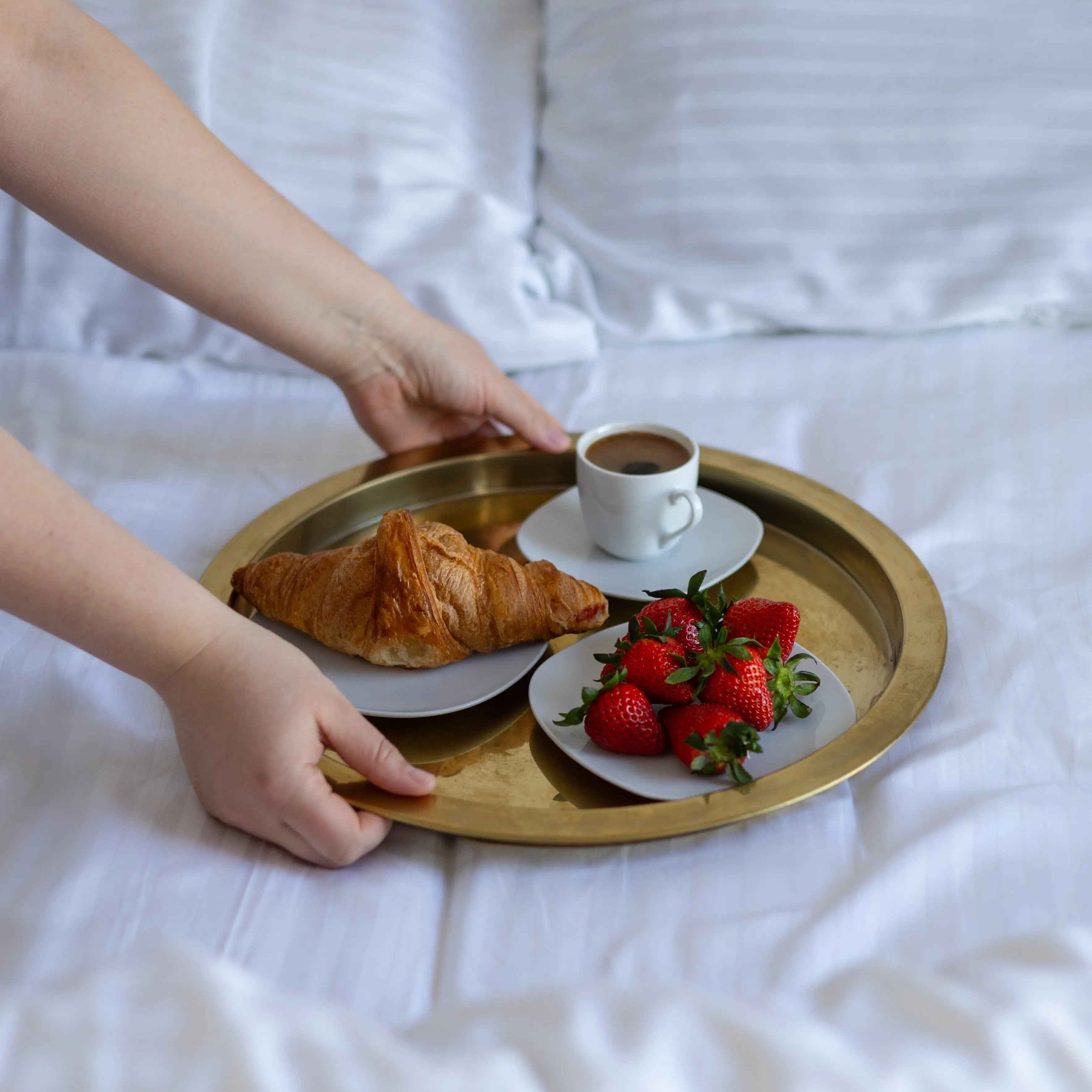 Pościel Satynowa w Paski – Biała, 100% Bawełna Turecka, 140g, Luksus Hotelowy