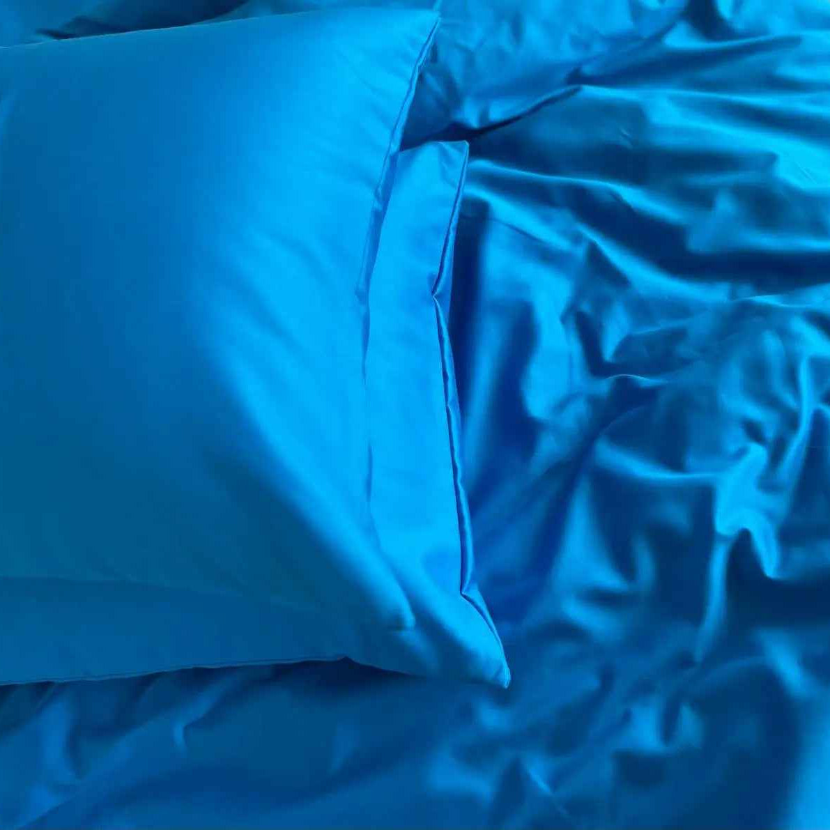 Pościel Satynowa Jasnoniebieska – 100% Bawełna Turecka, 140g, Naturalna Elegancja