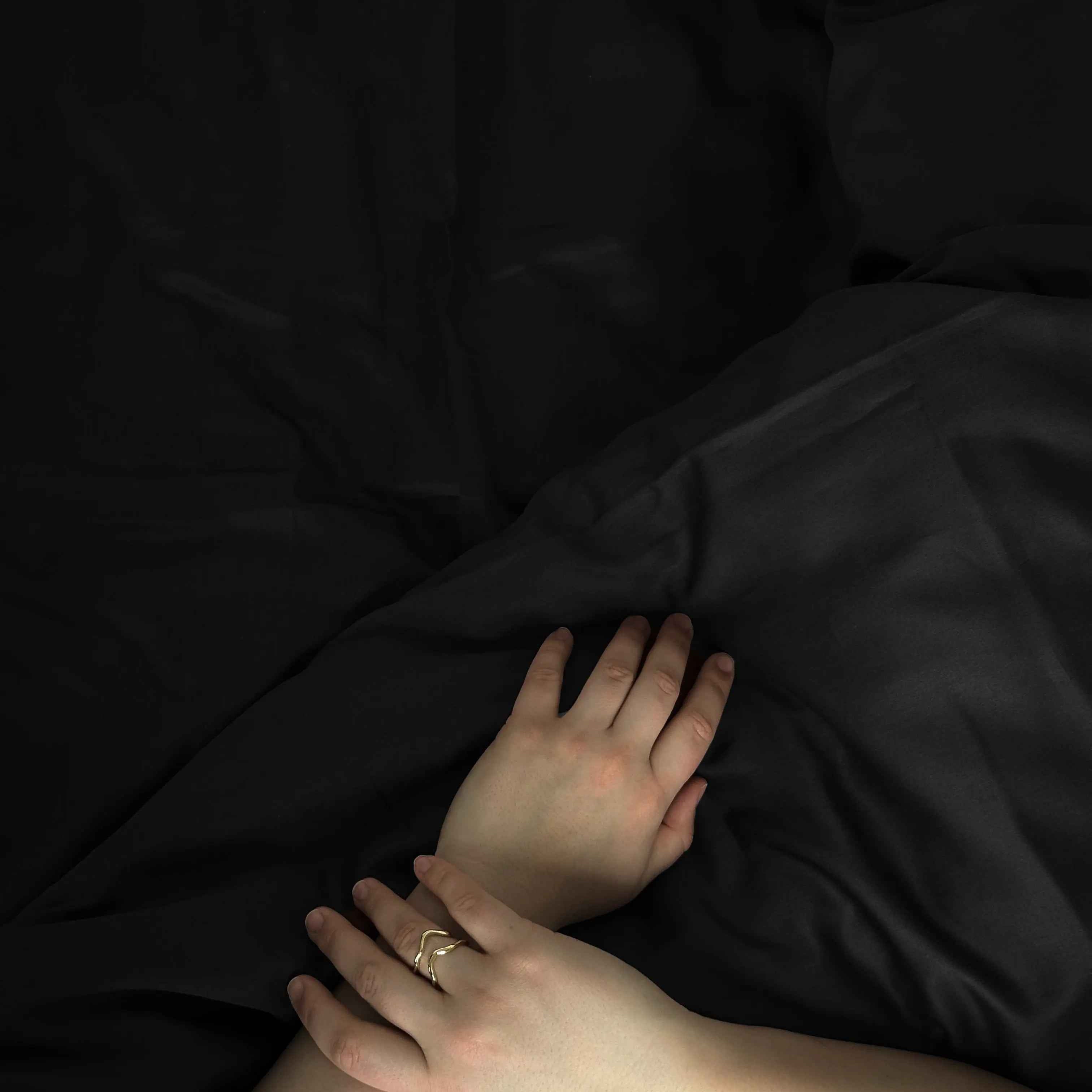 Pościel Satynowa Czarna – 100% Bawełna Turecka, 140g, Minimalistyczna Elegancja