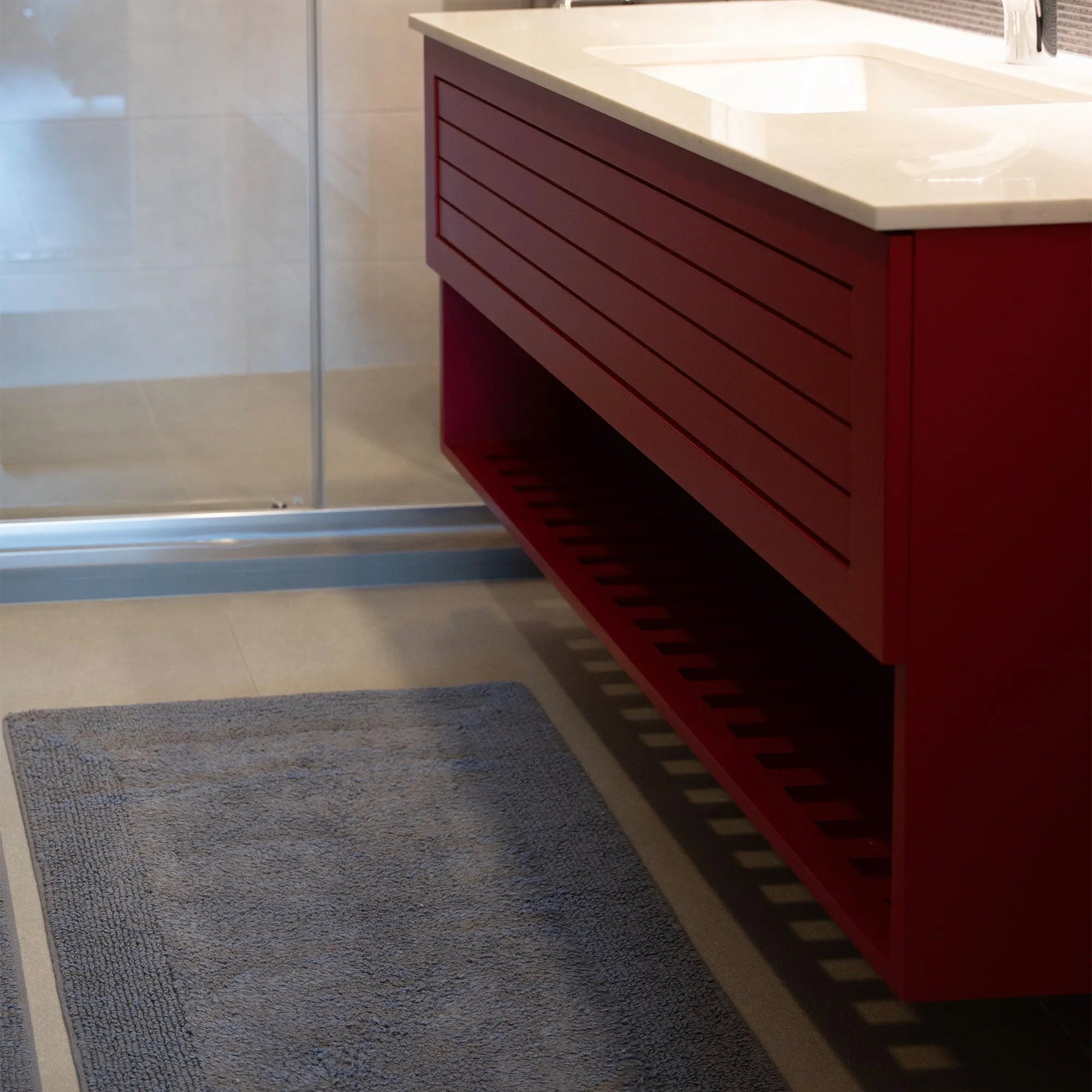 Zestaw 2 dywaników łazienkowych Petra – 100% Turecka Czesana Bawełna, Antracyt Wivanco Bedding