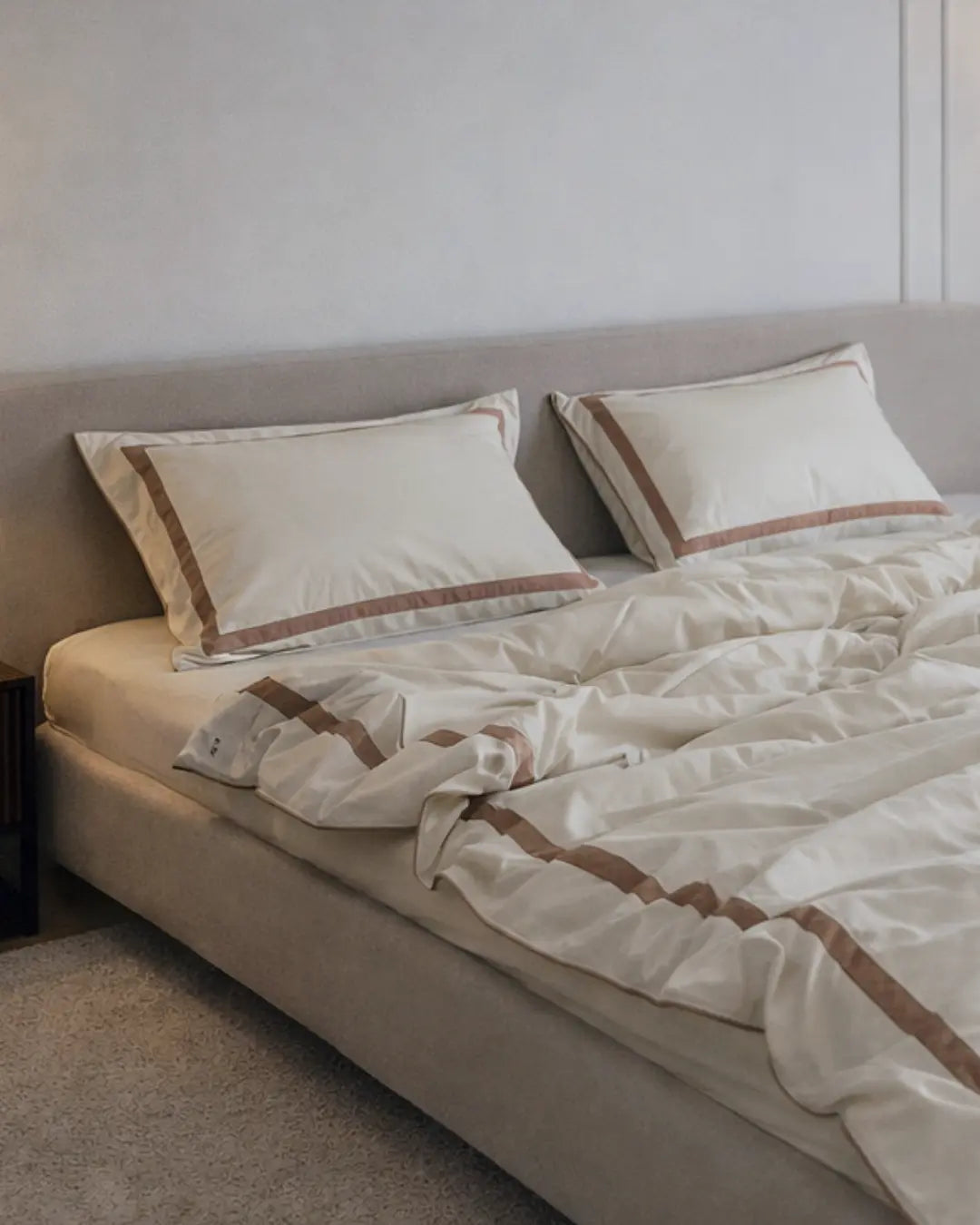 Pościel z Merceryzowanej Satyny – Champagne & Kakao, 100% Bawełna Turecka, 140 g/m², Edycja Exclusive Wivanco Bedding