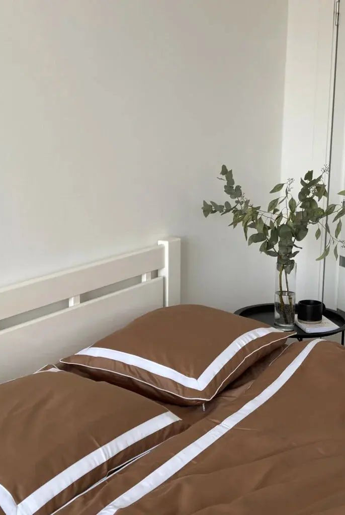 Pościel z Merceryzowanej Satyny – Karmel & Biały, 100% Bawełna Turecka, 140 g/m², Edycja Exclusive Wivanco Bedding