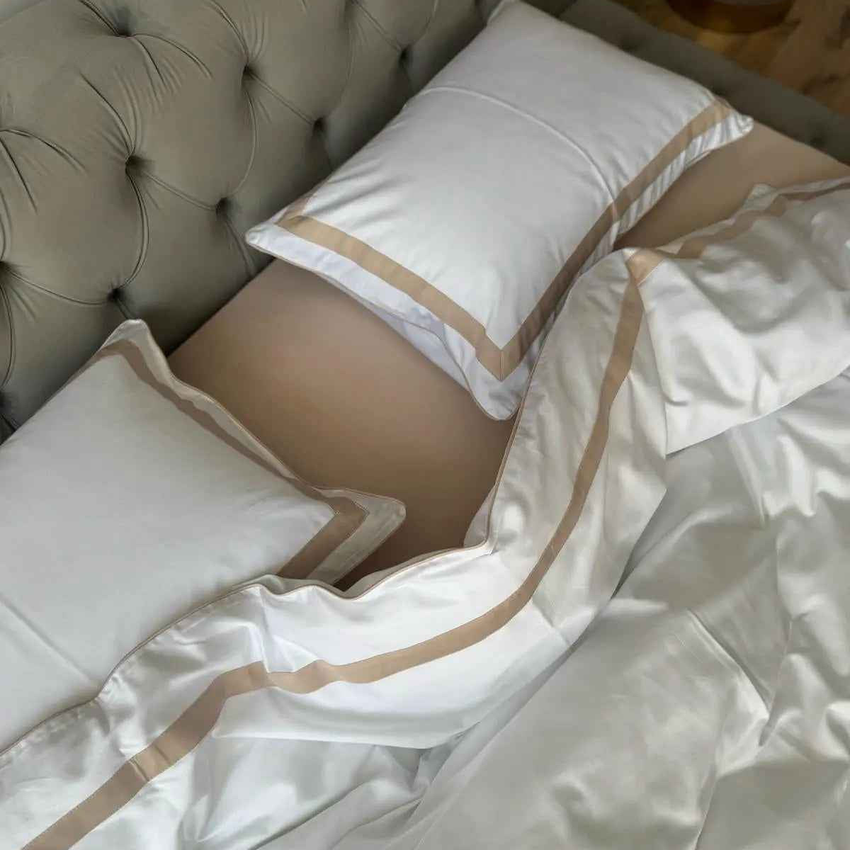 Pościel z Merceryzowanej Satyny – Nude & biały, 100% Bawełna Turecka, 140 g/m², Edycja Exclusive