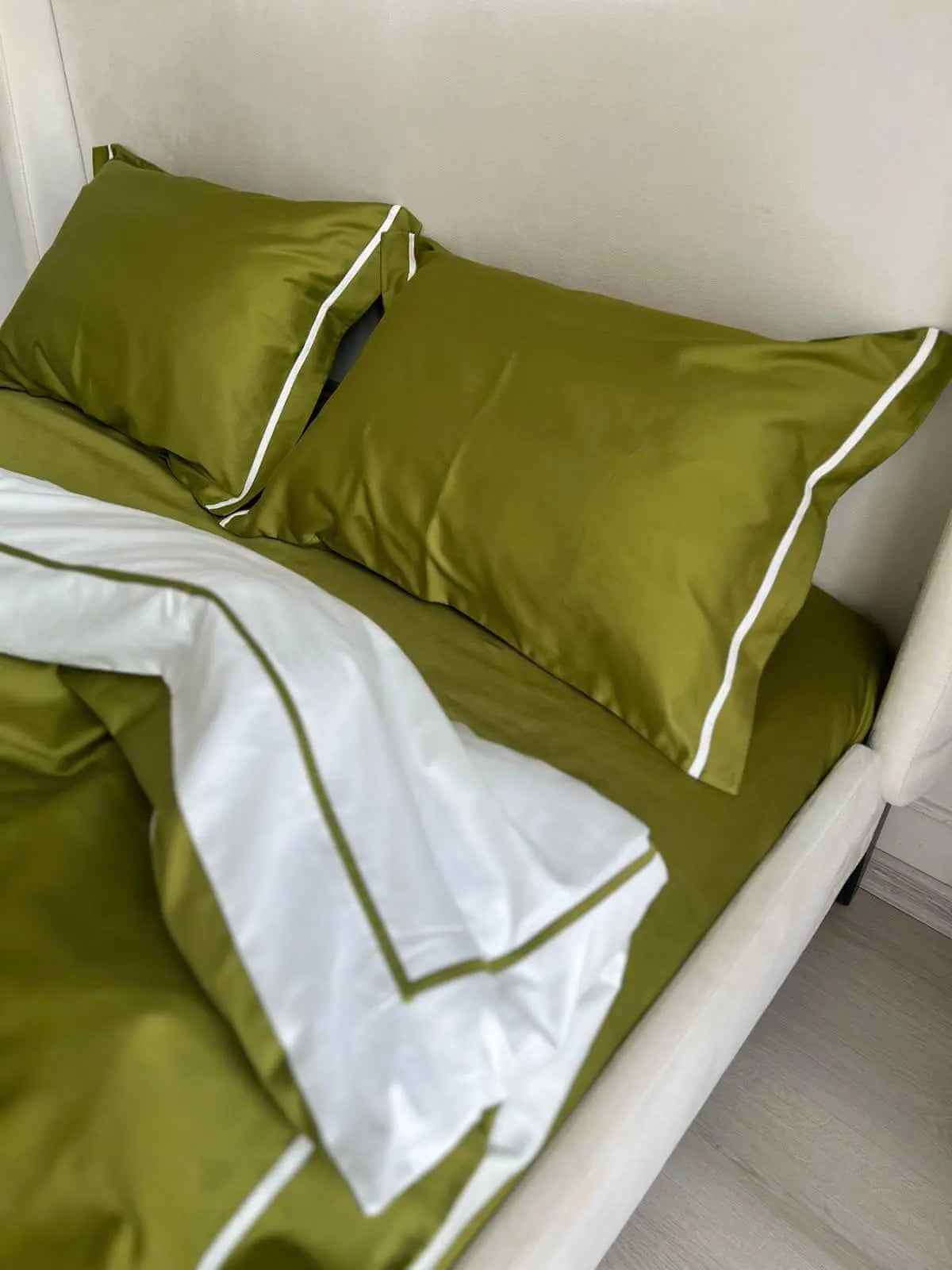 Pościel z Merceryzowanej Satyny – Oliwkowy & Biały, 100% Bawełna Turecka, 140 g/m², Edycja Exclusive