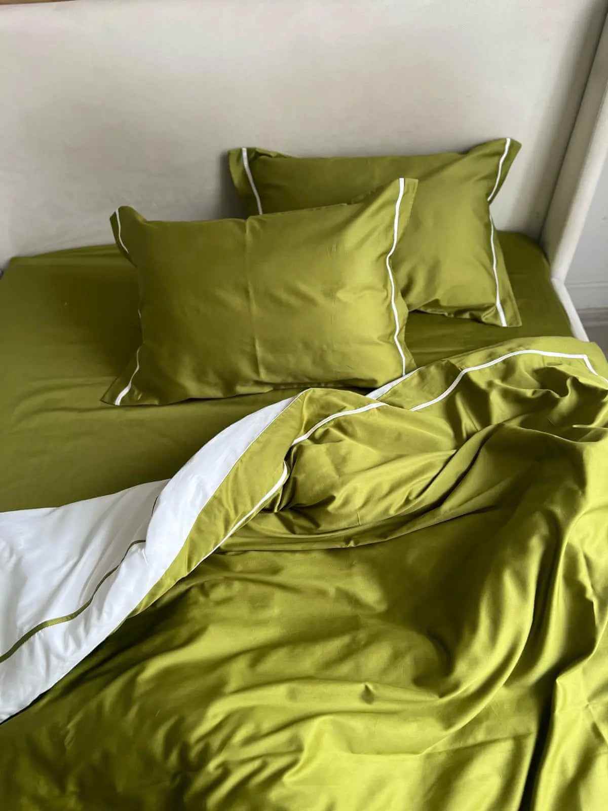 Pościel z Merceryzowanej Satyny – Oliwkowy & Biały, 100% Bawełna Turecka, 140 g/m², Edycja Exclusive