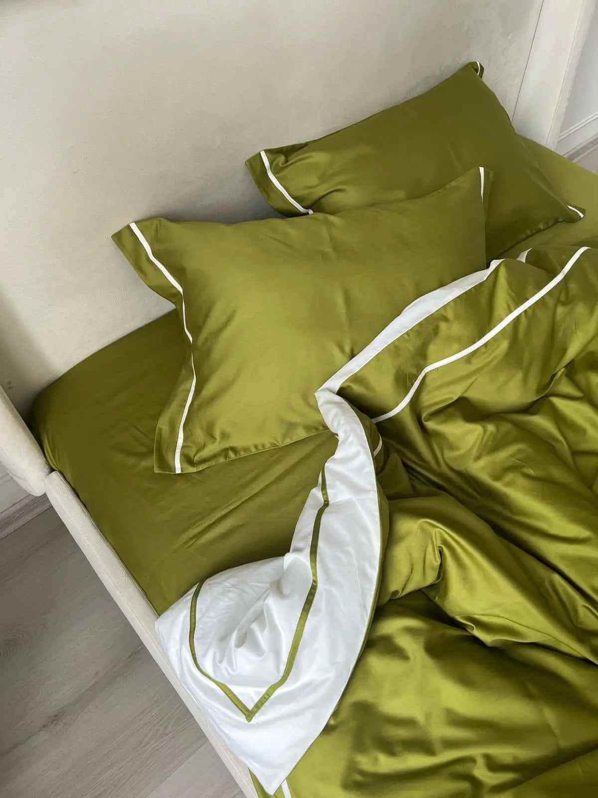 Pościel z Merceryzowanej Satyny – Oliwkowy & Biały, 100% Bawełna Turecka, 140 g/m², Edycja Exclusive