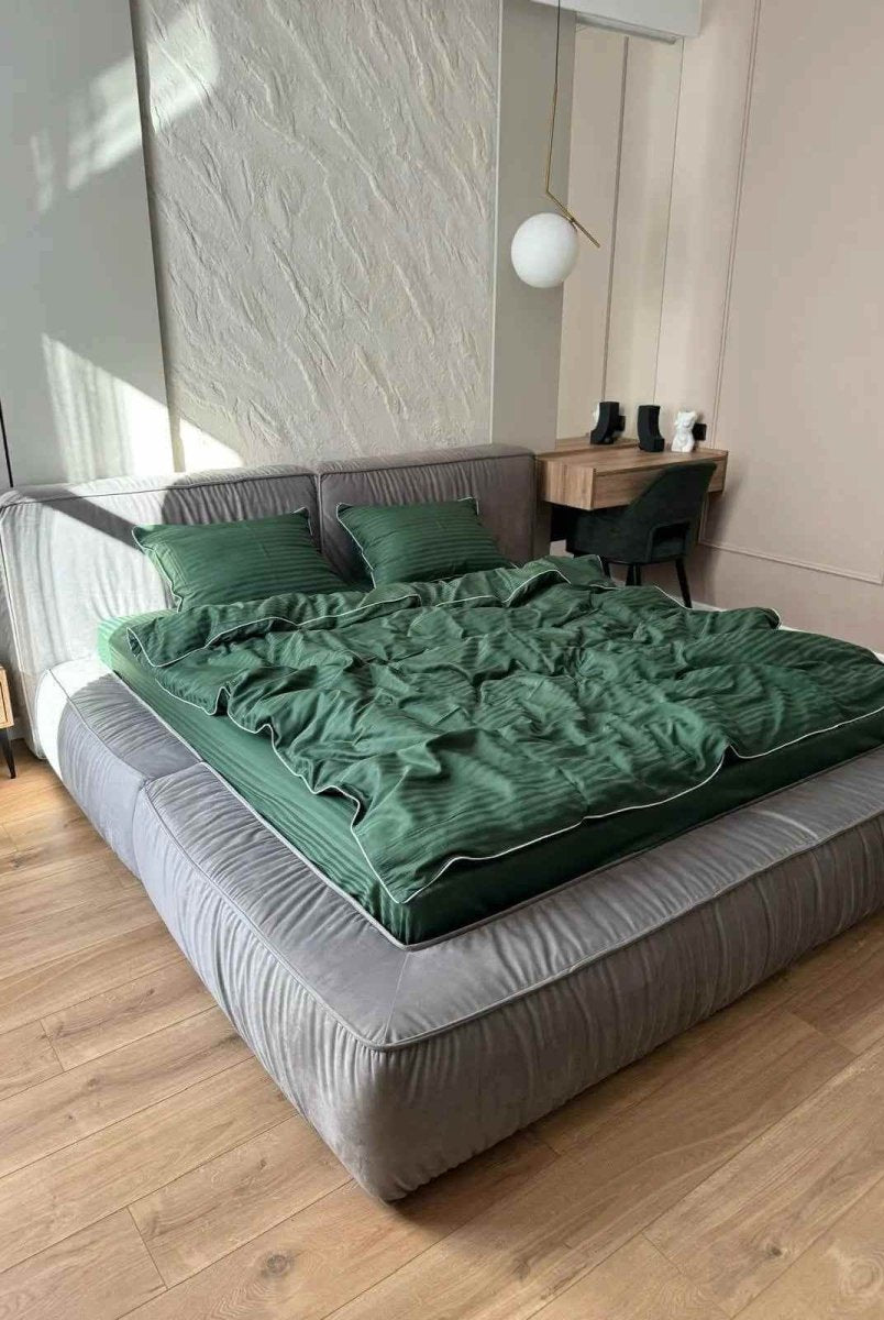 Pościel z Merceryzowanej Satyny – Zielony w Paski z Białą Lamówką , 100% Bawełna Turecka, 140 g/m², Kolekcja Premium