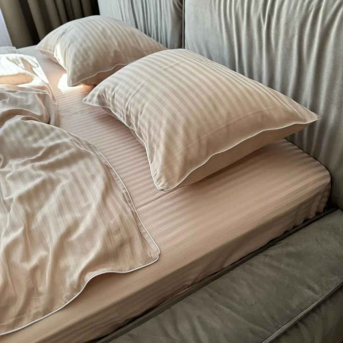 Pościel z Merceryzowanej Satyny – Nude w Paski z Białą Lamówką, 100% Bawełna Turecka, 140 g/m², Kolekcja Premium
