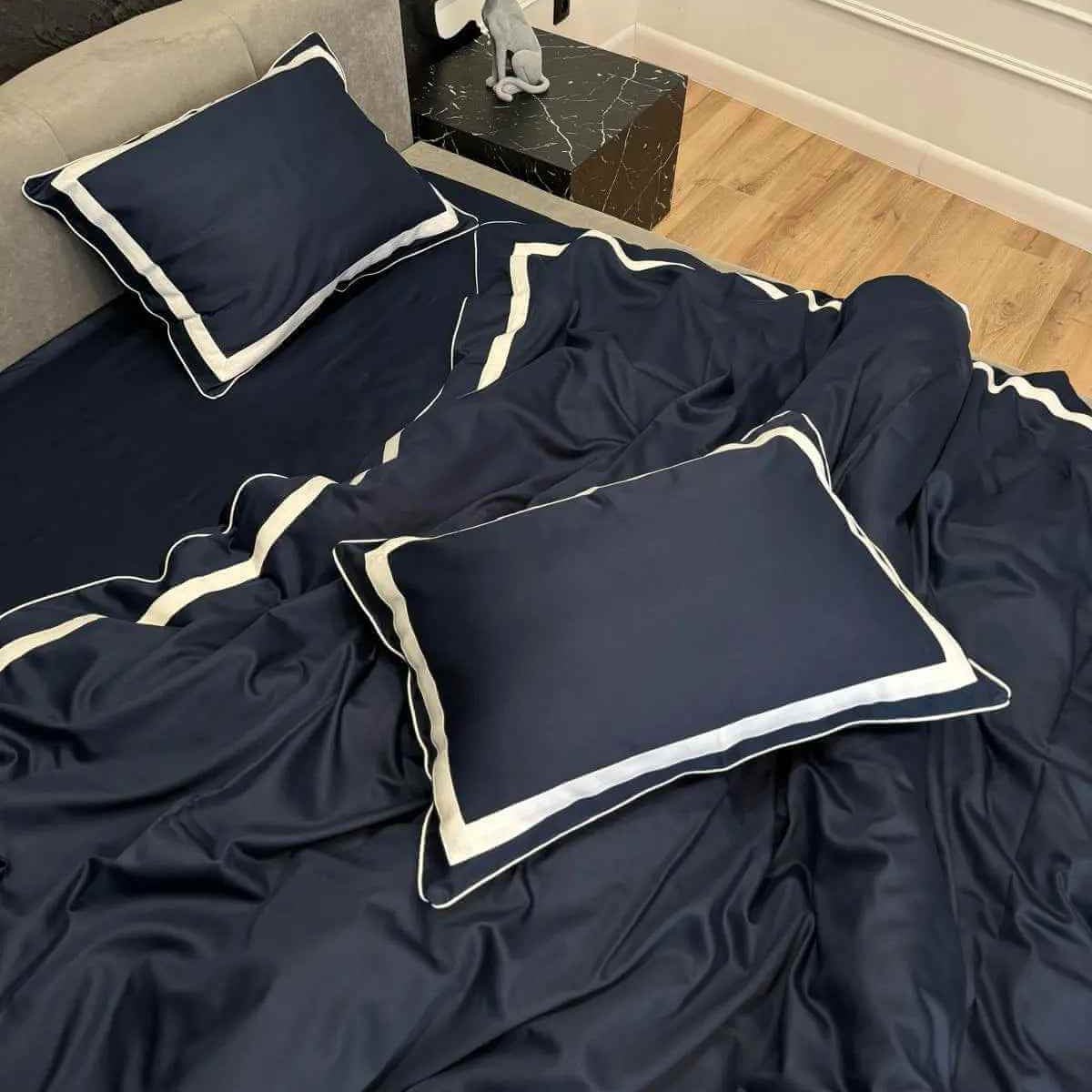 Pościel z Merceryzowanej Satyny – Granatowy & Biały, 100% Bawełna Turecka, 140 g/m², Edycja Exclusive