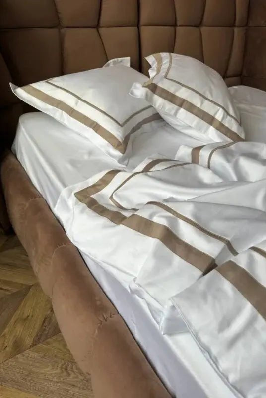 Pościel z Merceryzowanej Satyny – Biały & Latte , 100% Bawełna Turecka, 140 g/m², Edycja Exclusive Wivanco Bedding