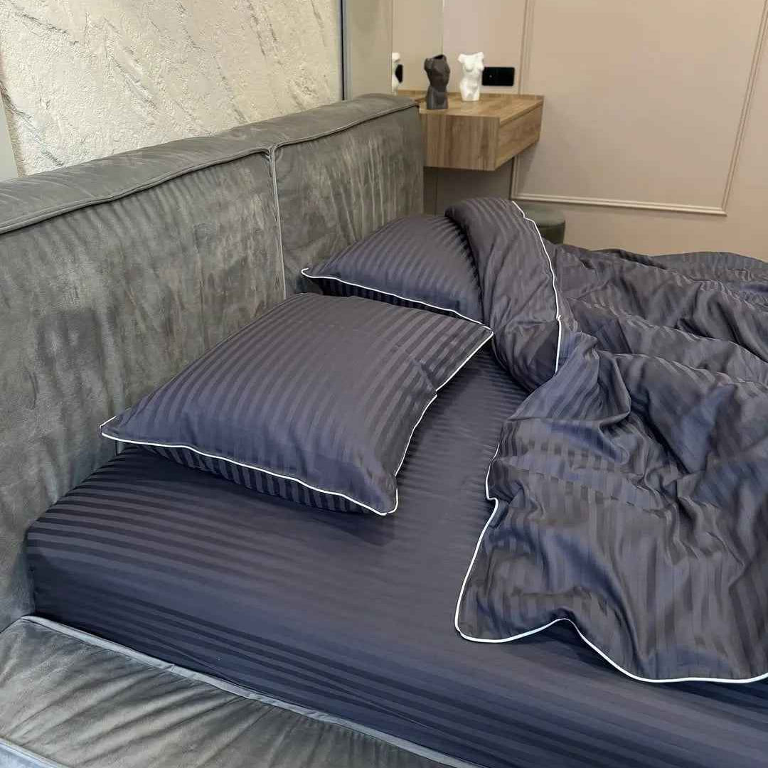 Pościel z Merceryzowanej Satyny – Jasny Grafit z Białą Lamówką, 100% Bawełna Turecka, 140 g/m², Kolekcja Premium