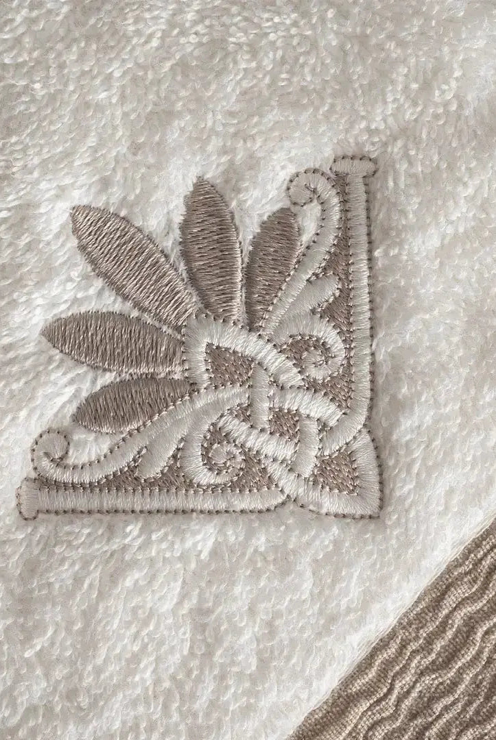 Zestaw 2 Ręczników Kąpielowych – Mihra – Damski, 100% Organiczna Bawełna, Detal z Haftem Arma, Kremowy Wivanco Bedding
