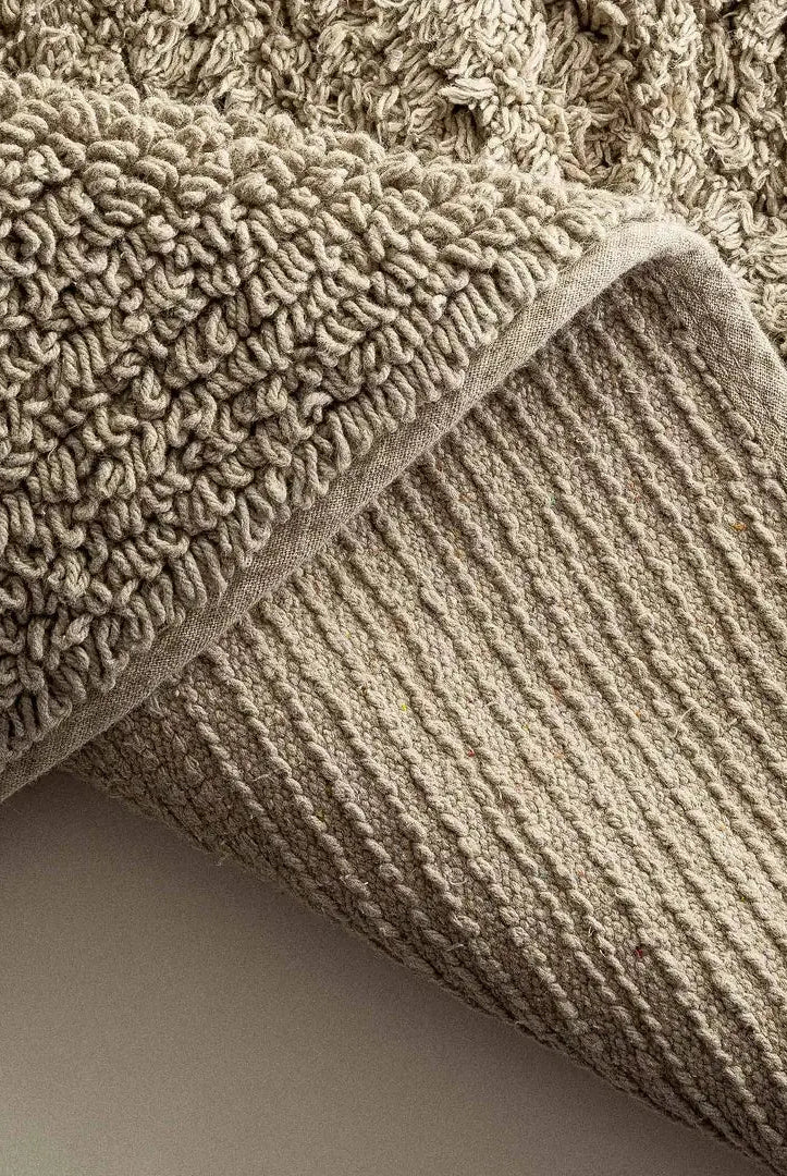 Zestaw 2 dywaników łazienkowych Petra – 100% Turecka Czesana Bawełna, Beż Wivanco Bedding