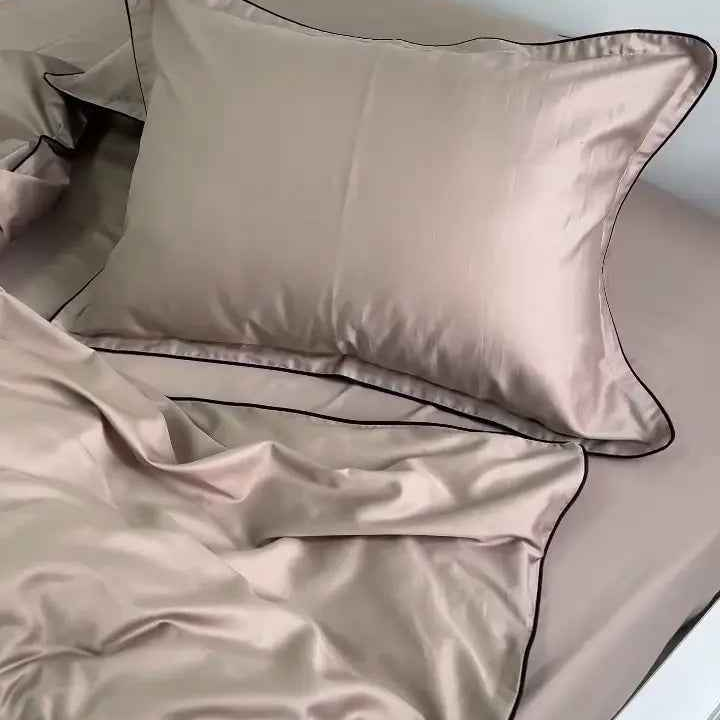 Pościel z Merceryzowanej Satyny – Cappuccino z Czarną Lamówką, 100% Bawełna Turecka, 140 g/m², Kolekcja Premium