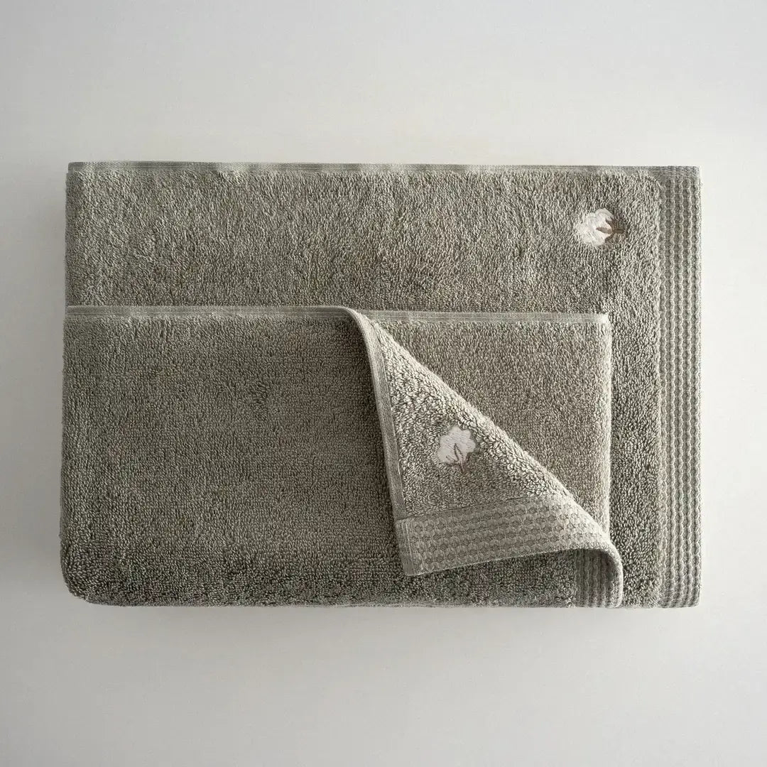 ręcznik haftowany z bawełny organicznej