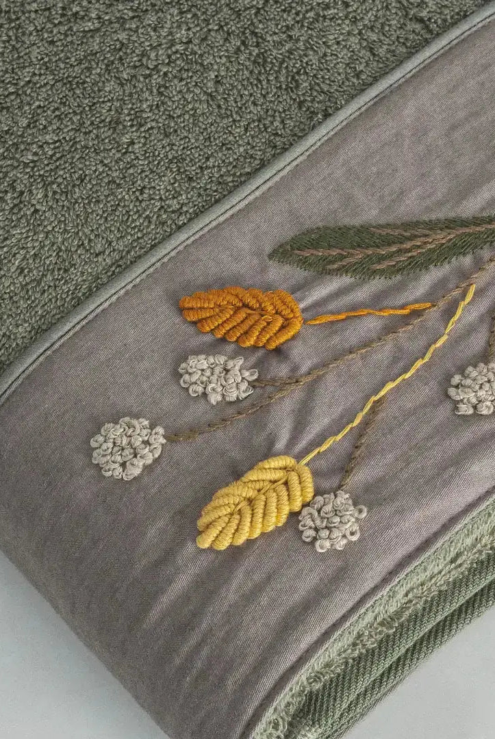 Zestaw 2 Ręczników Kąpielowych – Farah – Damski, 100% Organiczna Bawełna, Ręcznie Haftowany, Zielony Wivanco Bedding