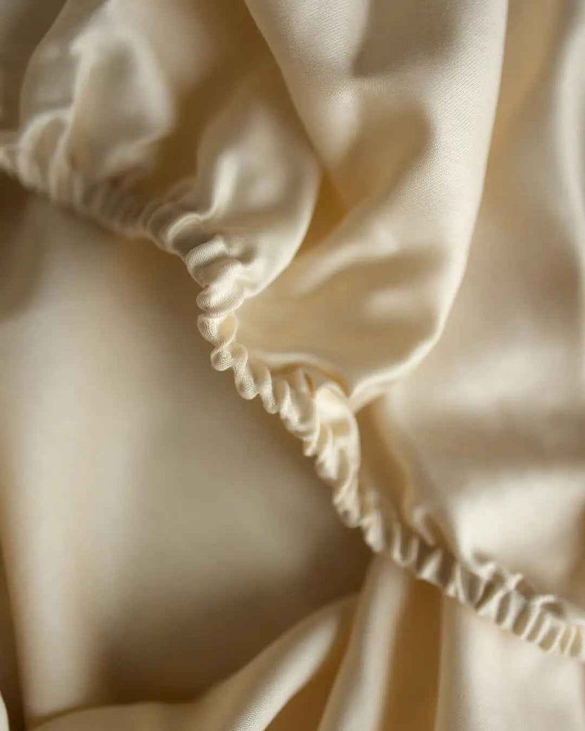 Pościel Satynowa Milky White – 100% Bawełna Turecka, 140g, Styl Hotelowy