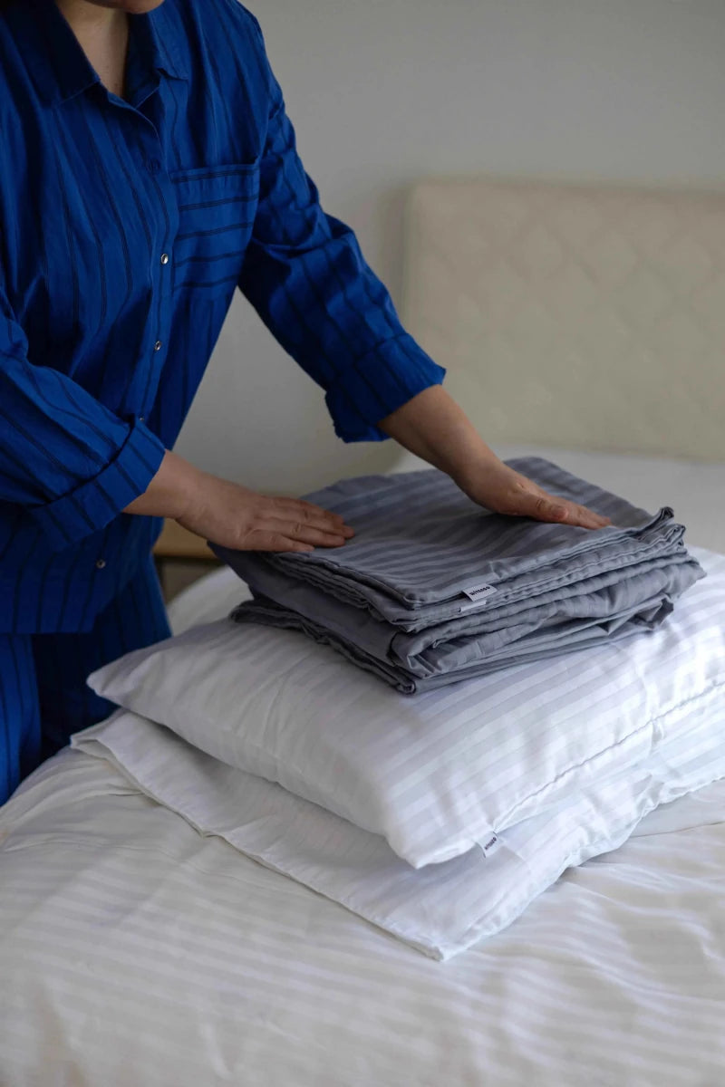 Premium Prześcieradło z Gumką w Paski – 100% Bawełna Satynowa – Luksus Hotelowy