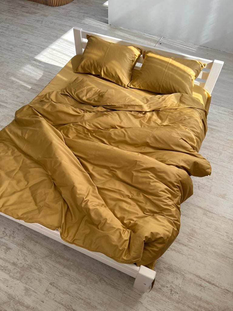 luksusowa pościel satynowa​Pościel Satynowa Musztardowa – 100% Bawełna Turecka, 140g, Luksus Hotelowy - Wivanco Bedding