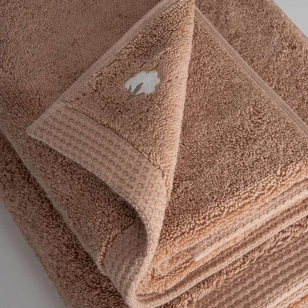 ręcznik haftowany z bawełny organicznej