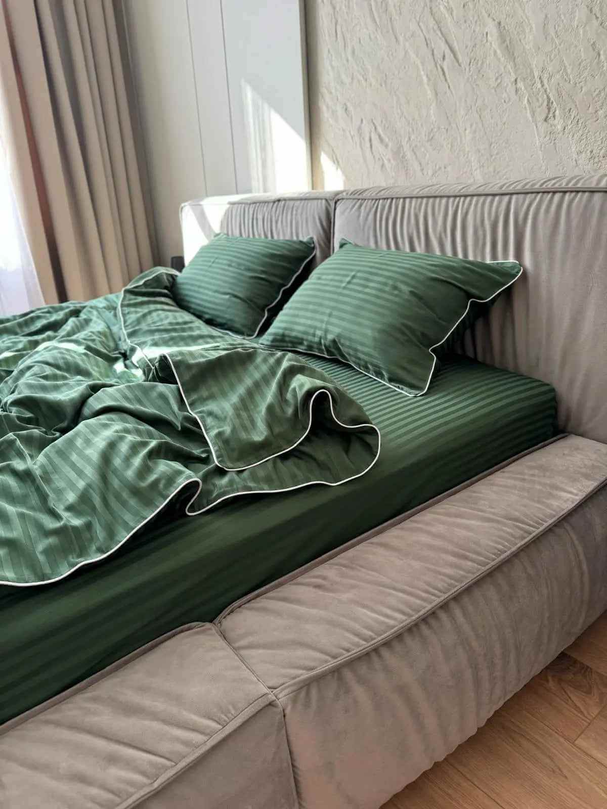 Pościel z Merceryzowanej Satyny – Zielony w Paski z Białą Lamówką , 100% Bawełna Turecka, 140 g/m², Kolekcja Premium