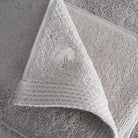 ręcznik haftowany z bawełny organicznej